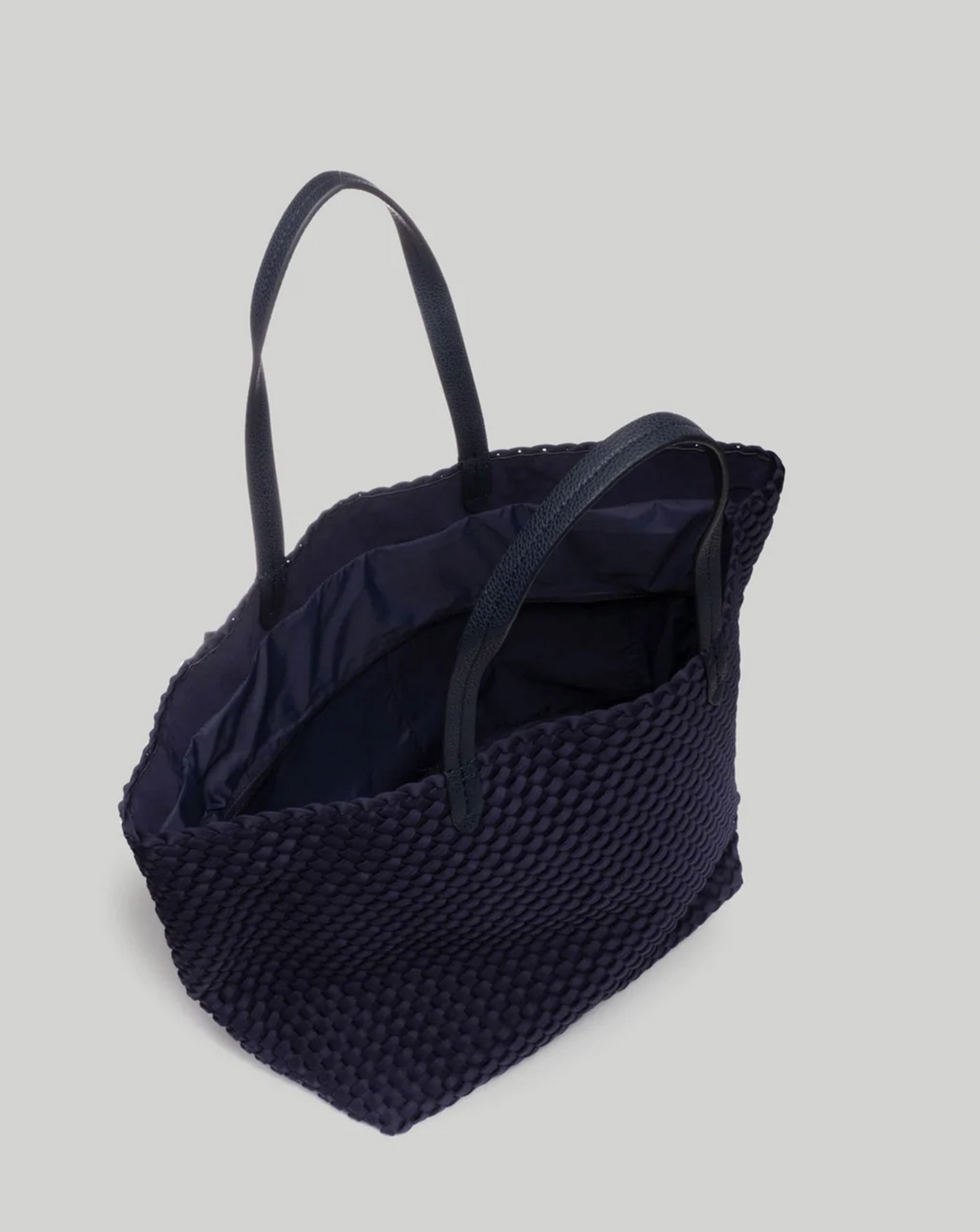 Jet Setter Large Tote – Naghedi