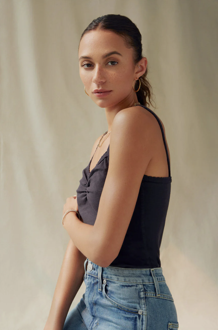 Amo Scallop Knit Cami