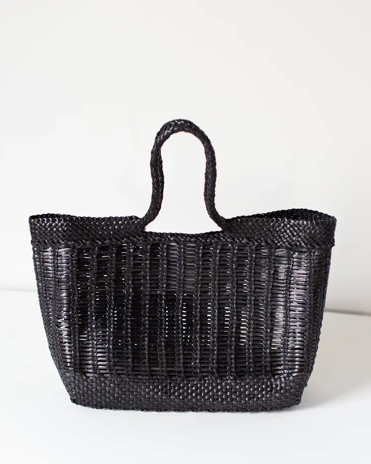 Dragon Diffusion Window Basket- Black