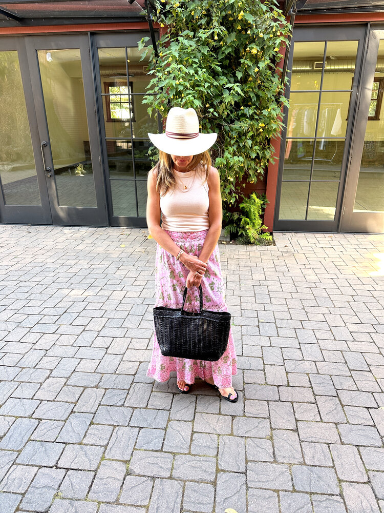 Dragon Diffusion Window Basket- Black