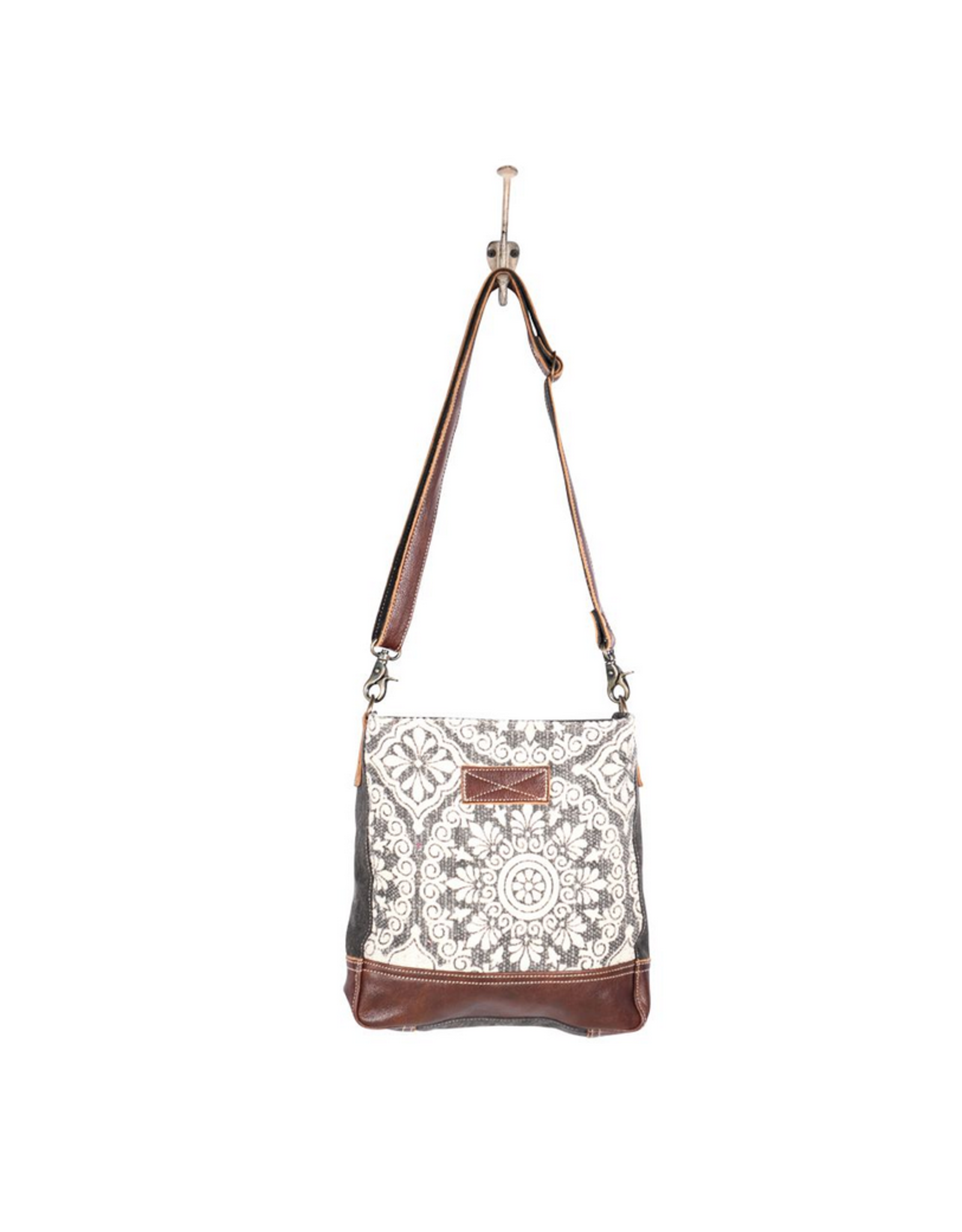 Myra Myra S-1900 Cotton Rug Satchel