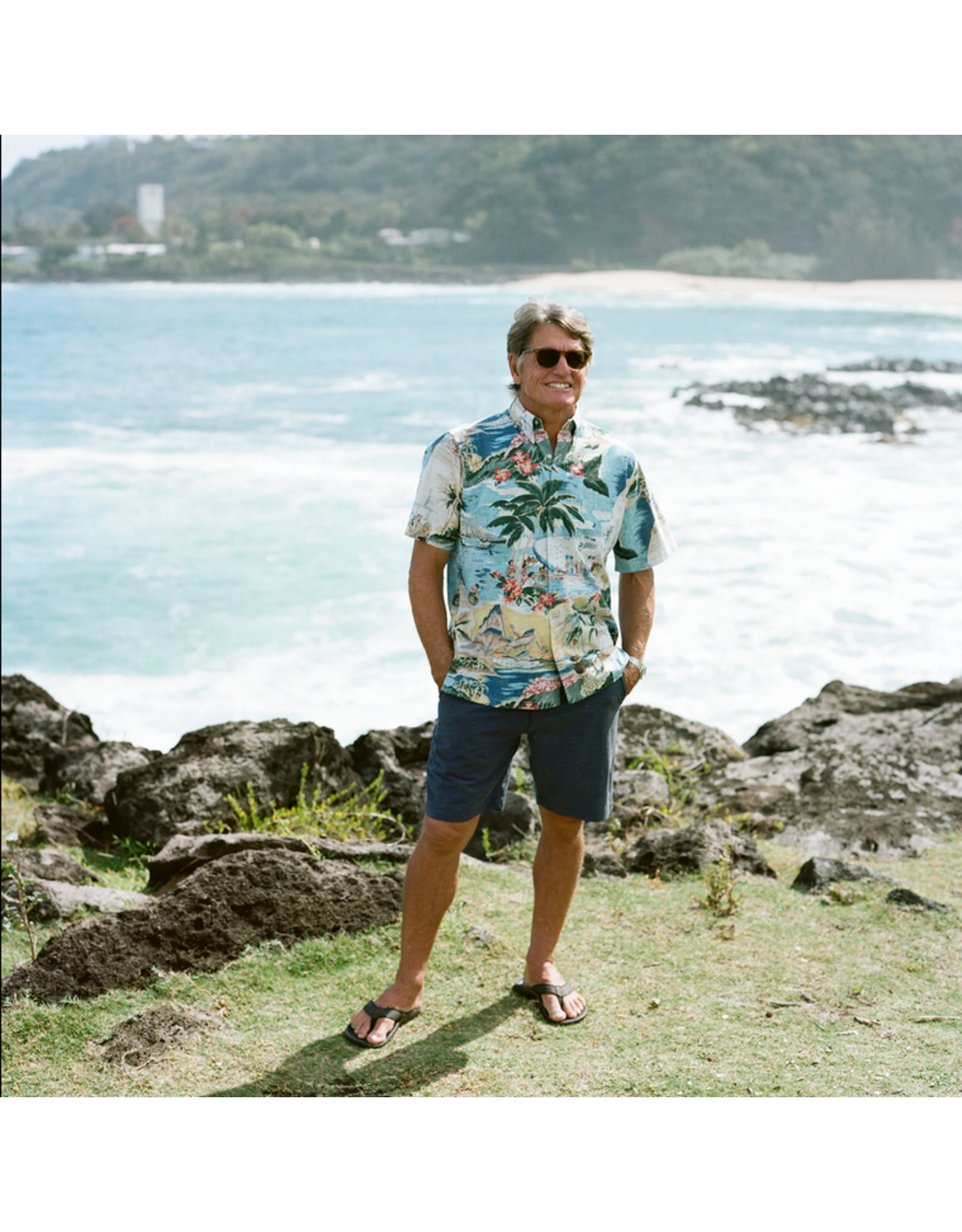 Reyn Spooner Reyn Spooner M184112523 Transpacific 40’s Classic Button Front