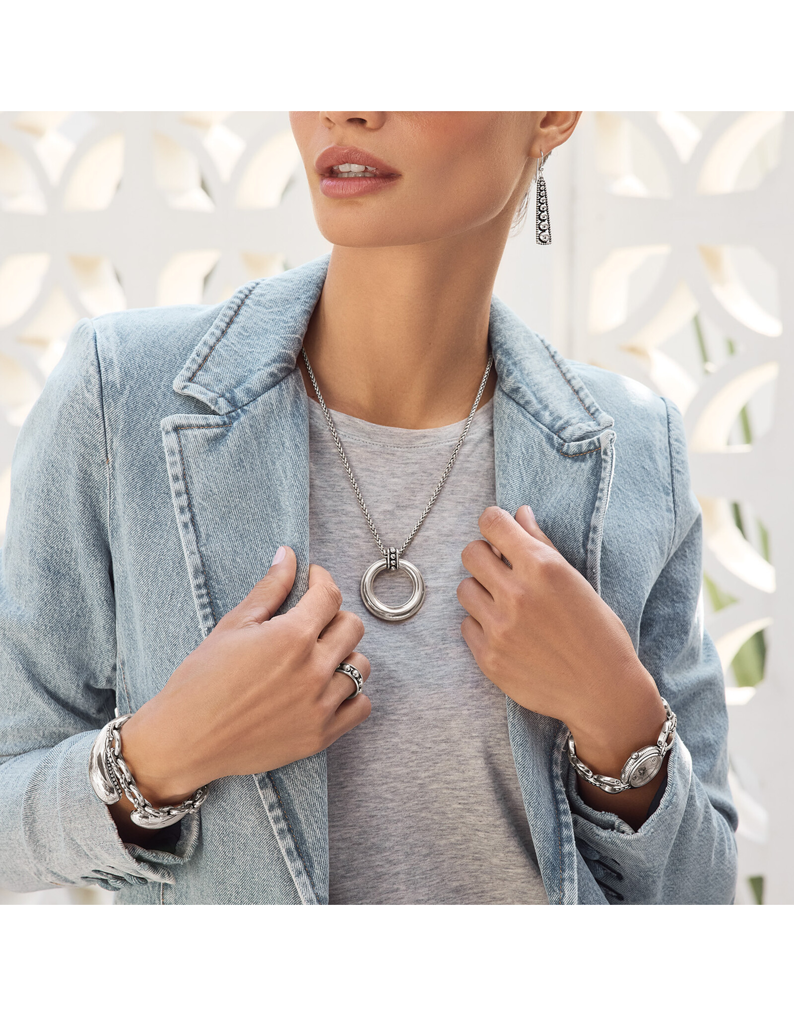 Brighton Brighton JM7547 Pretty Tough Stud Large Circle Necklace