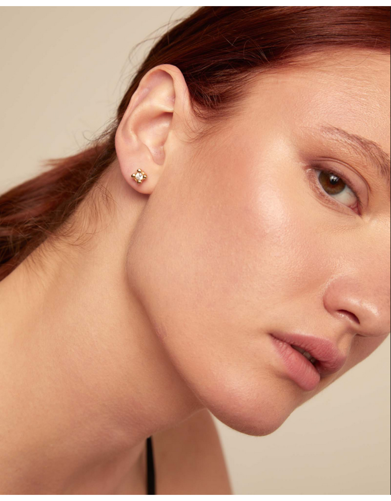 Uno de 50 Uno de 50 PEN0951BLNORO0U Cosmos Gold Earrings