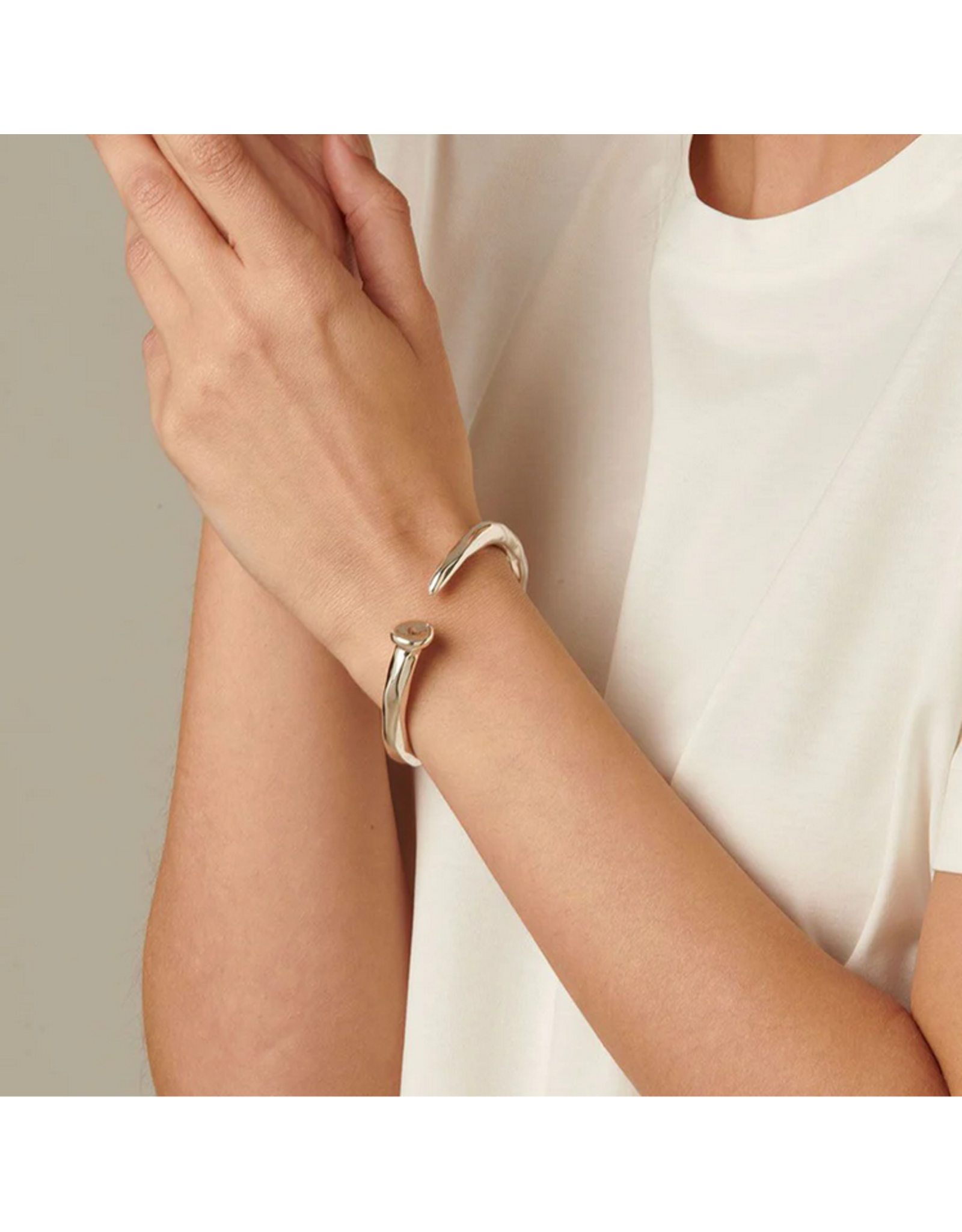 Uno de 50 Uno de 50 PUL1821ORO0000 Gold Nail Bracelet