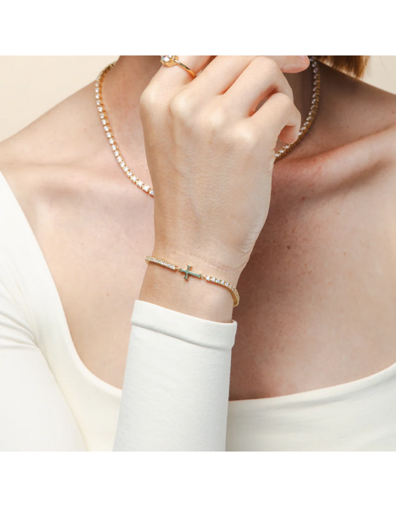 Rizen Rizen 590014GD-CZ-18 Luminous Cross Tennis Gold Bracelet 18cm