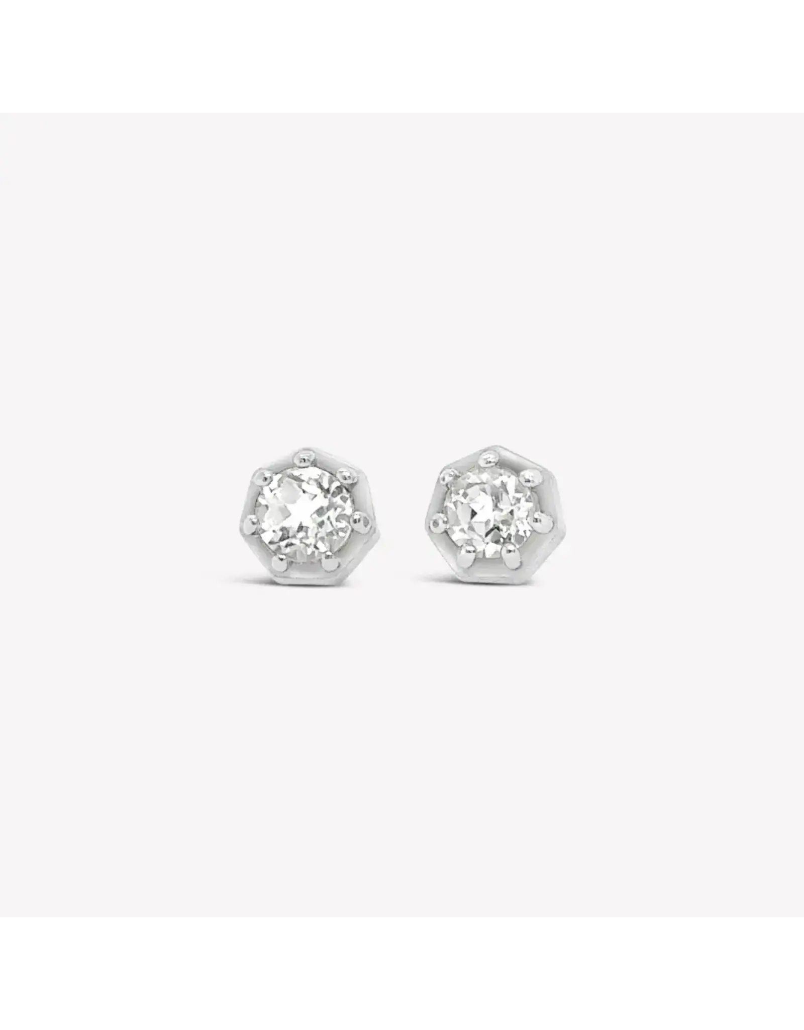 Rizen Rizen 290010SS-WT Ebenezer Solitaire White Stud Silver Earrings