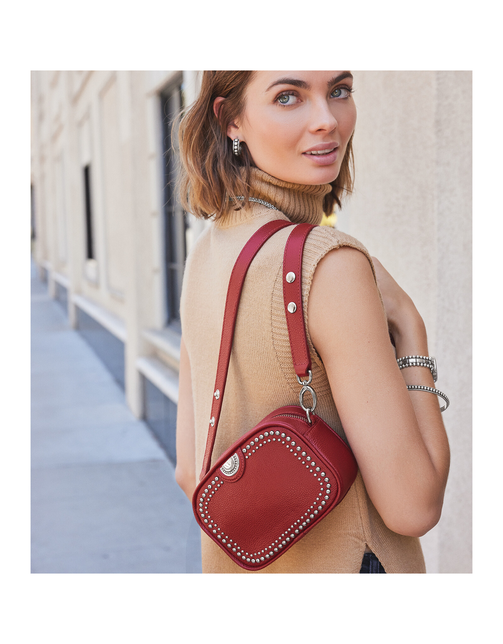 Brighton Brighton H16157 Perry Mini Camera Bag Red