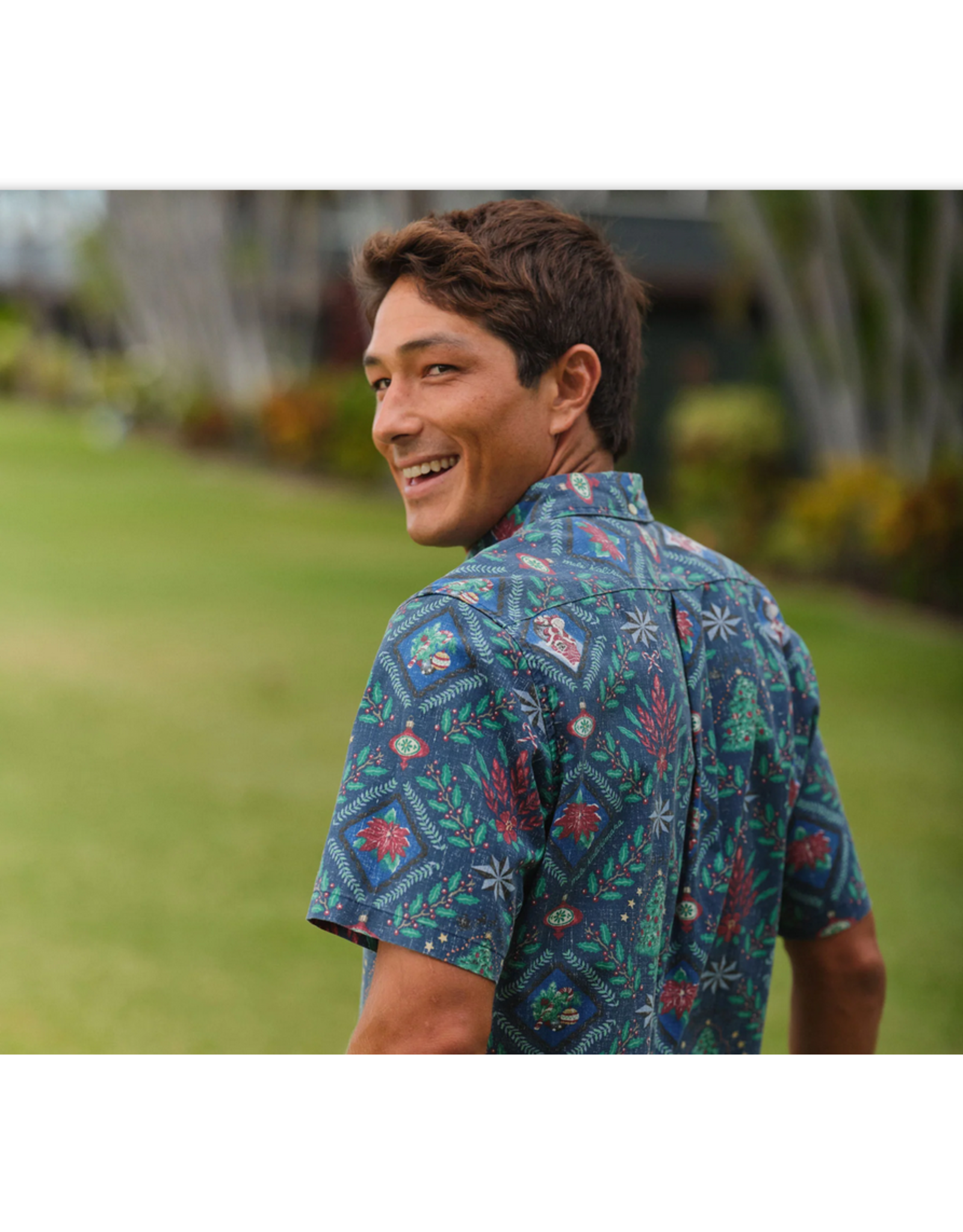 Reyn Spooner Reyn M687012525 Hawaiian Christmas 2025 Button Front Navy