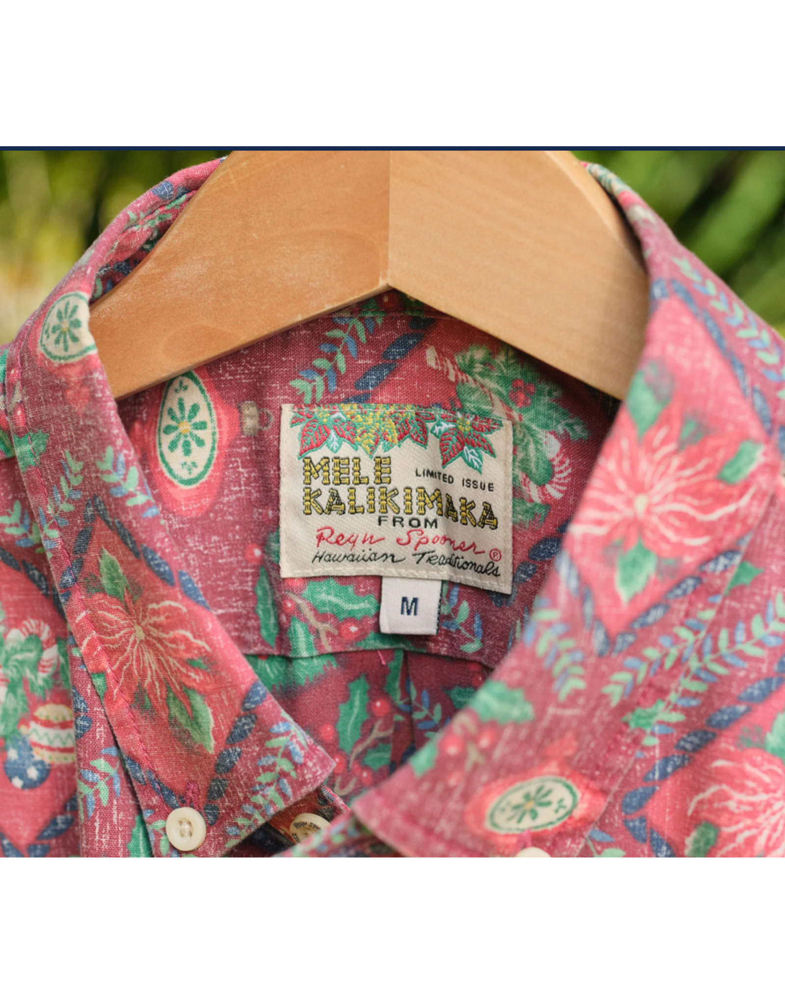 Reyn Spooner Reyn M687012525 Hawaiian Christmas 2025 Button Front Red