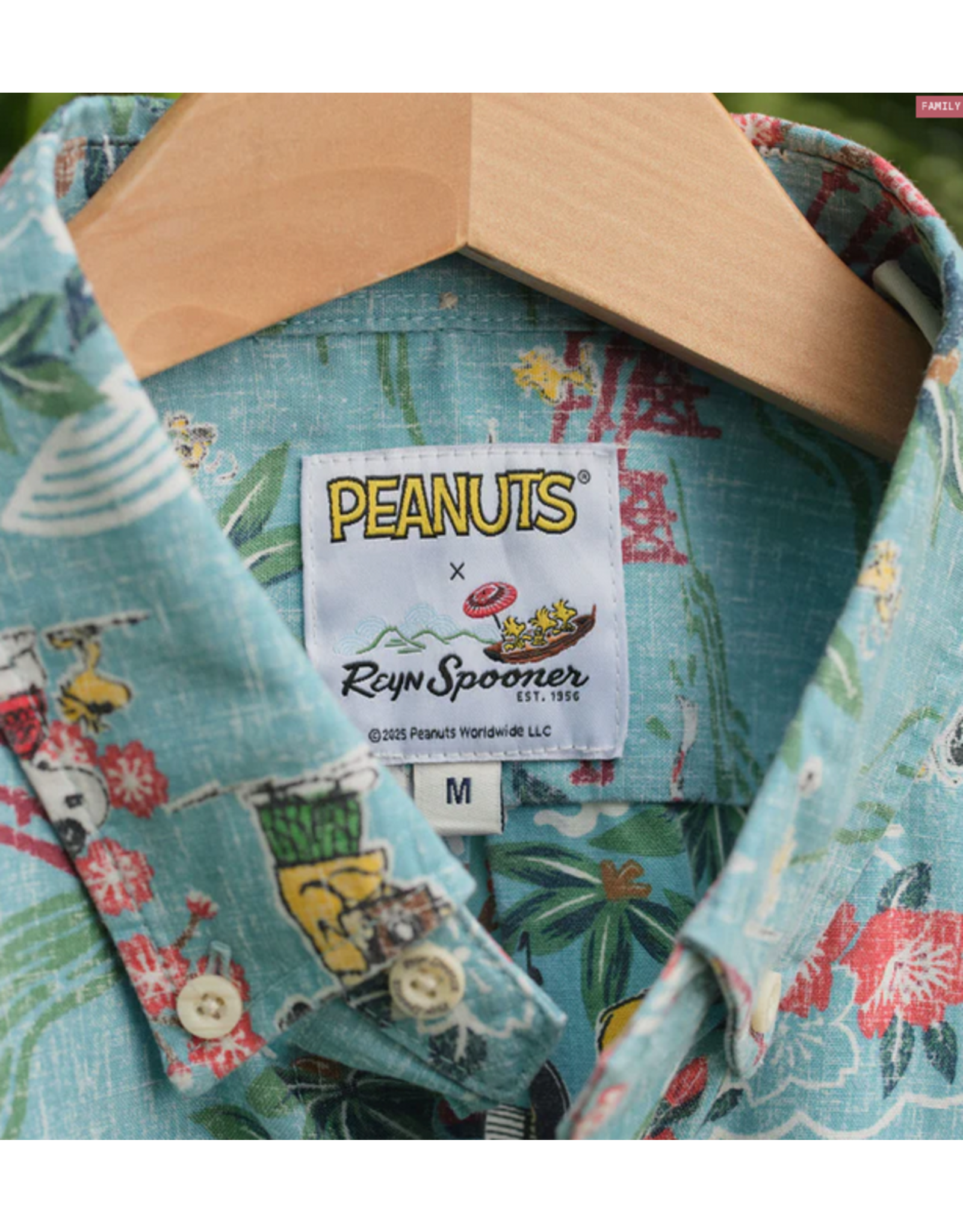 Reyn Spooner Reyn M697412525 Peanuts in Japan Button Front