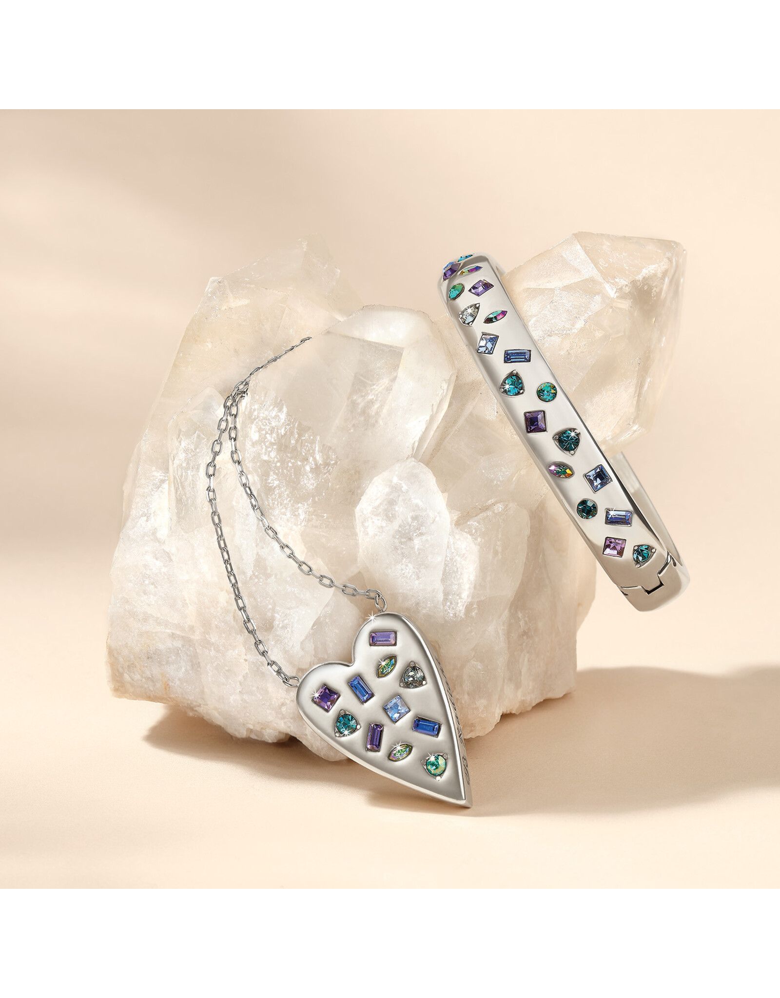 Brighton Brighton JF0425 Love Messages B Radiant Hinged Bangle