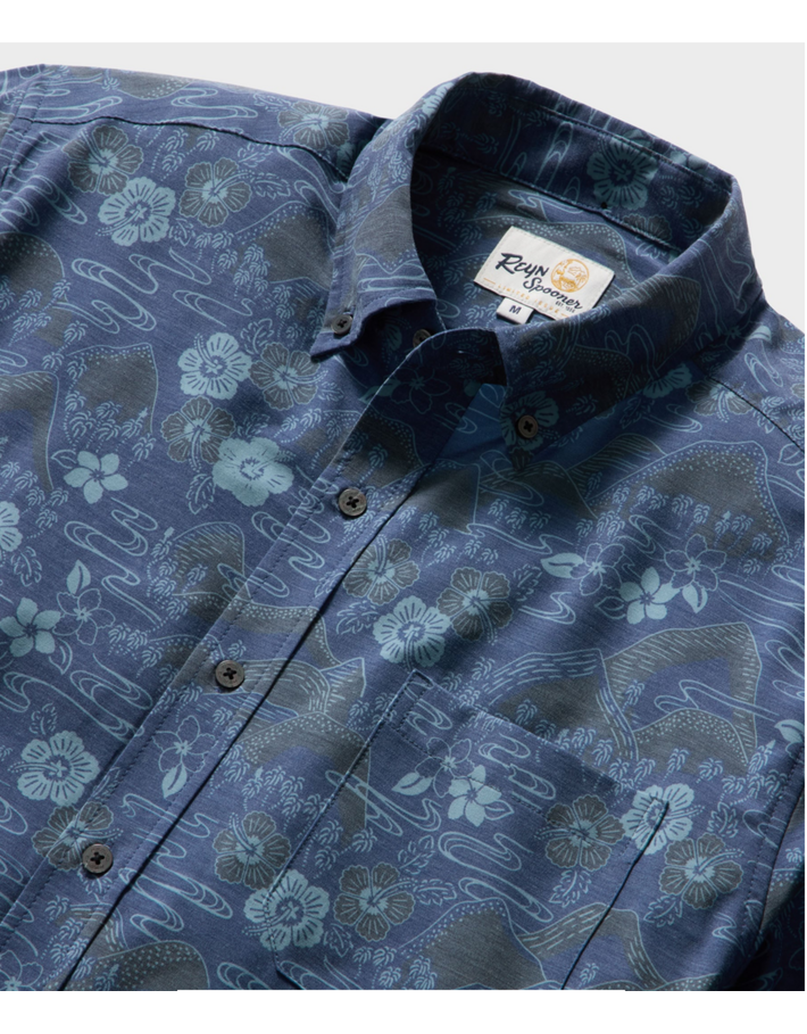 Reyn Spooner Reyn M715213326 Sakura Fields Navy Performance Button Front