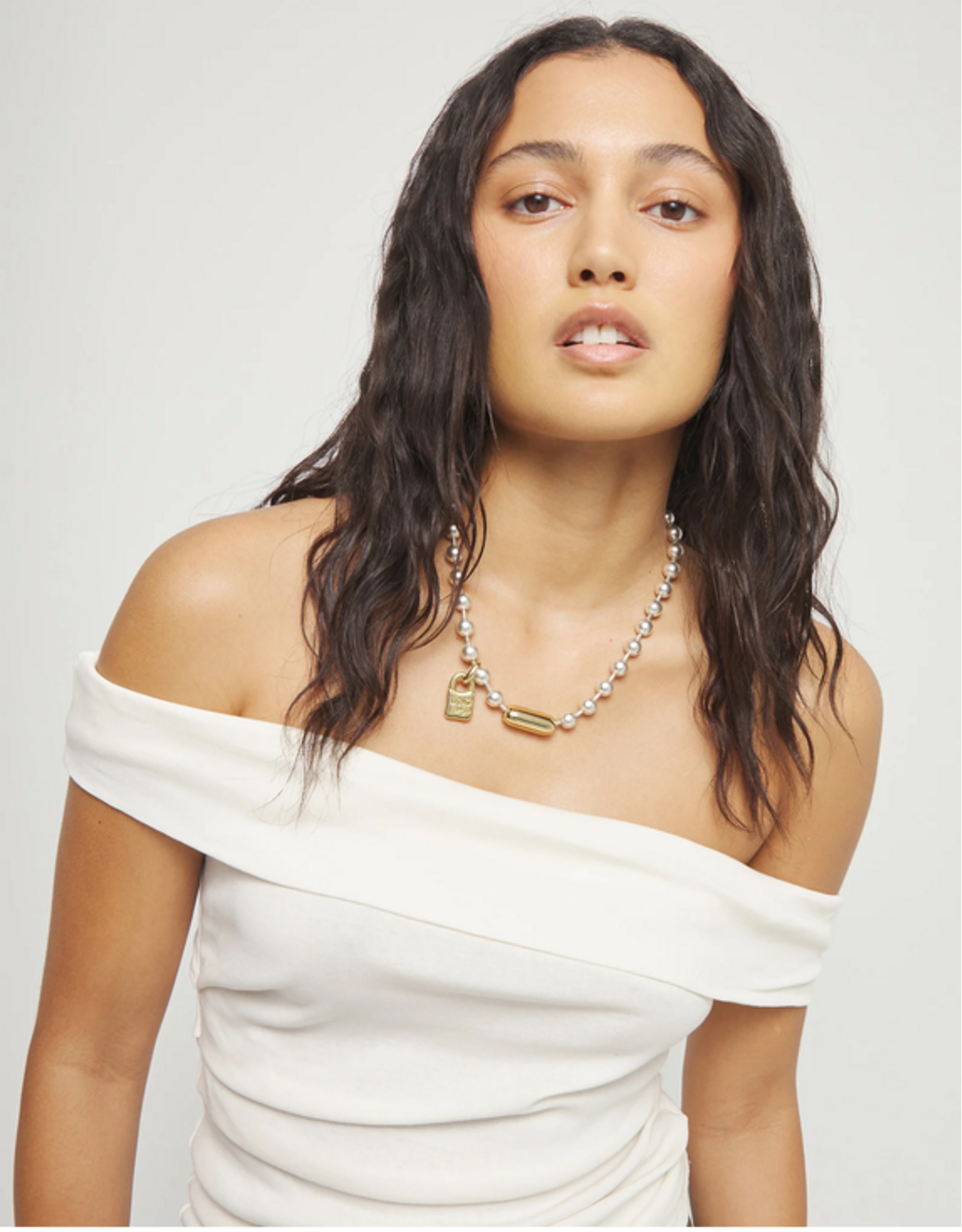 Uno de 50 Uno de 50 COL1390OROMTL0U Palpito Necklace