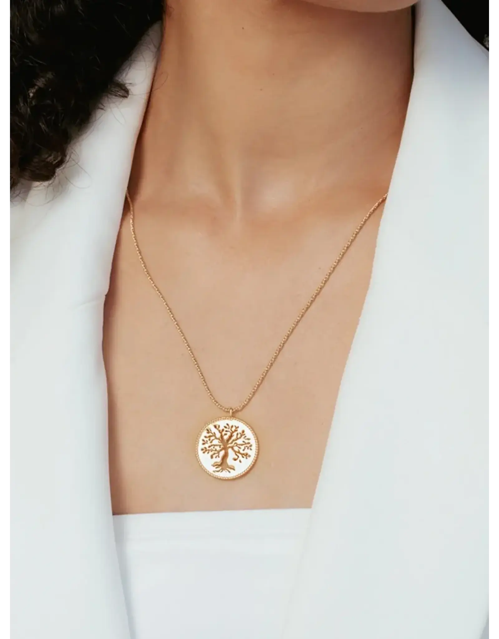 Rizen Rizen 390002GD Olive Tree Rooted Rope Gold Necklace