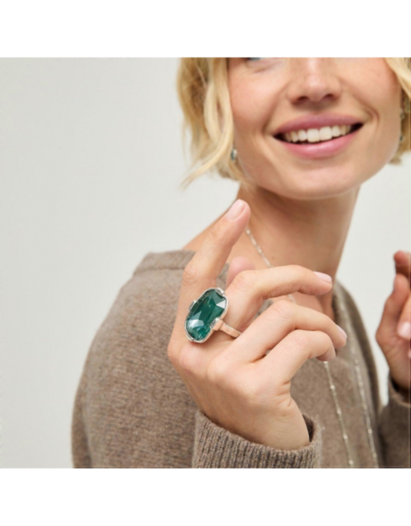 Uno de 50 Uno de 50 ANI0879VRDMTL Sense Ring