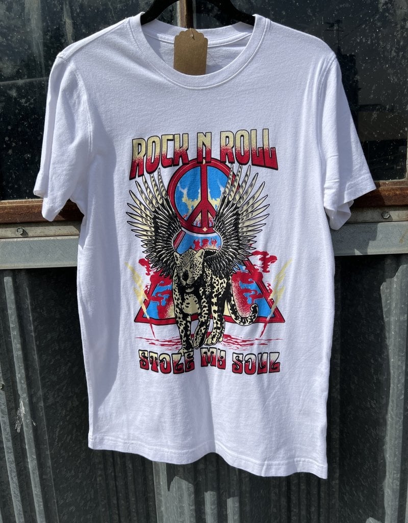 Wandering Wagon Rock and Roll graphic tee  1008