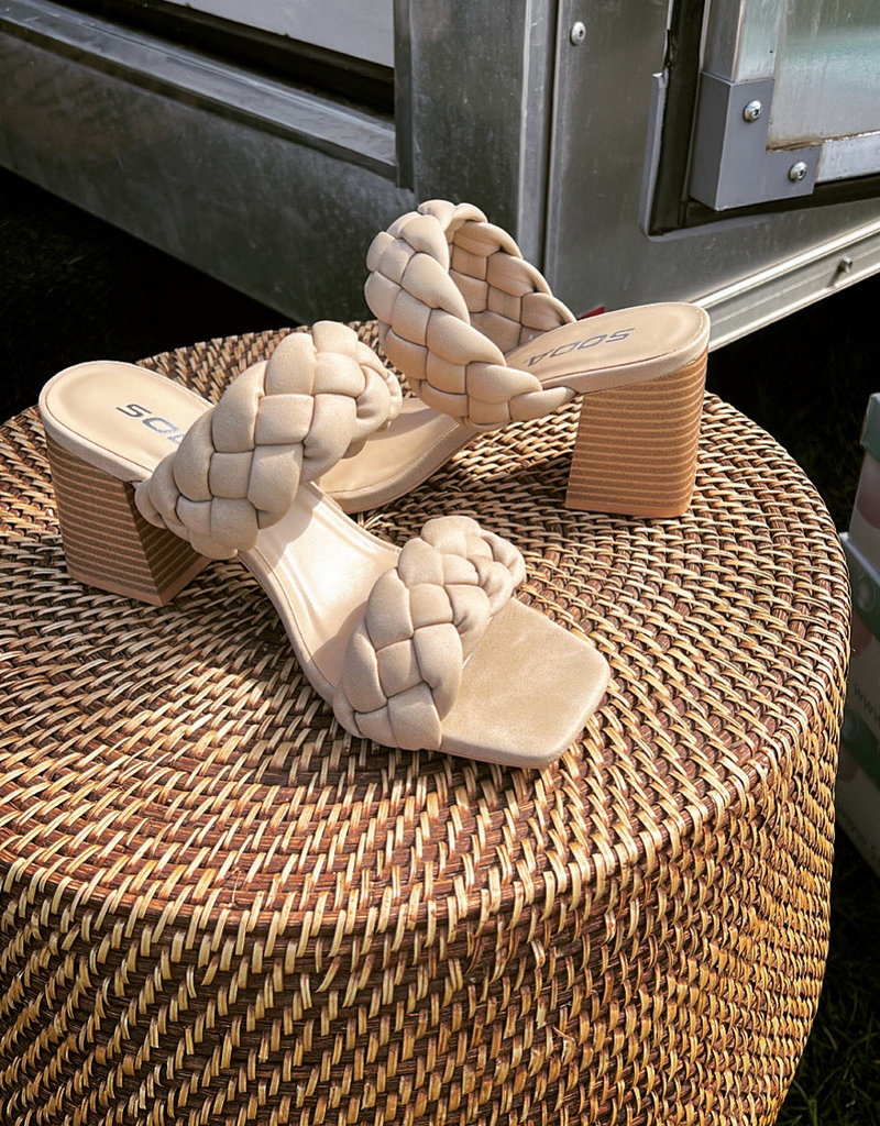 Wandering Wagon Buggy taupe braided sandal