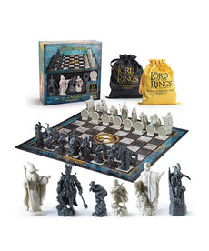 The Lord of the Rings ( Chess Set )