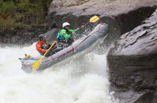 Rocky Mountain Rafts RMR Storm 10.5' Self Bailing Raft