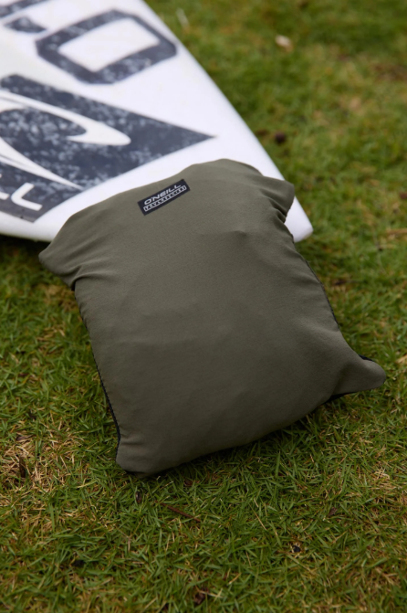 O'Neill TRVLR Cargo Hybrid 20" Short