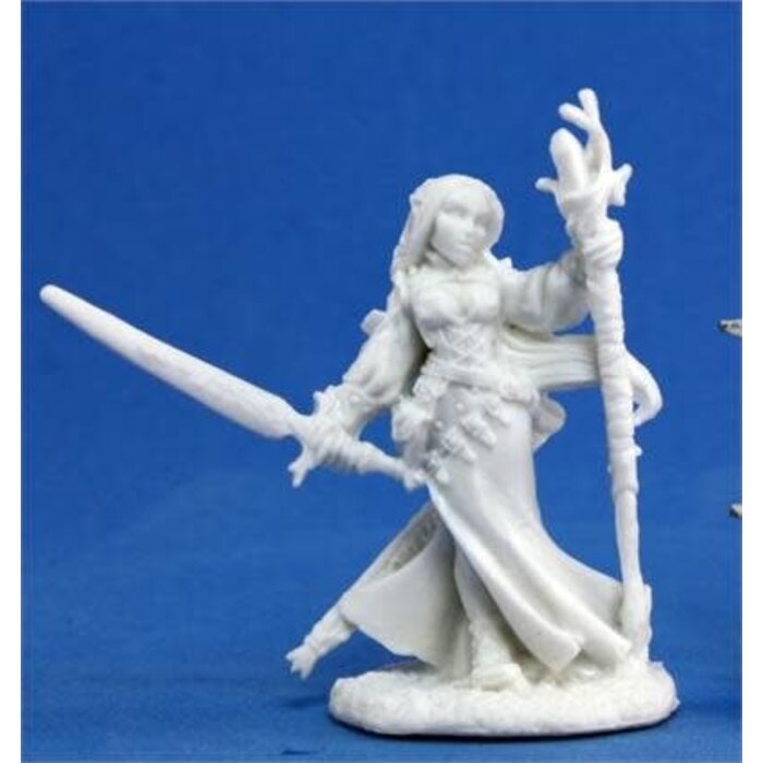 Reaper Miniatures Dark Heaven Bones: Lysette, Elf Wizard