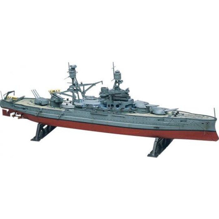 Revell Model Kits USS Arizona - 1:426 Scale