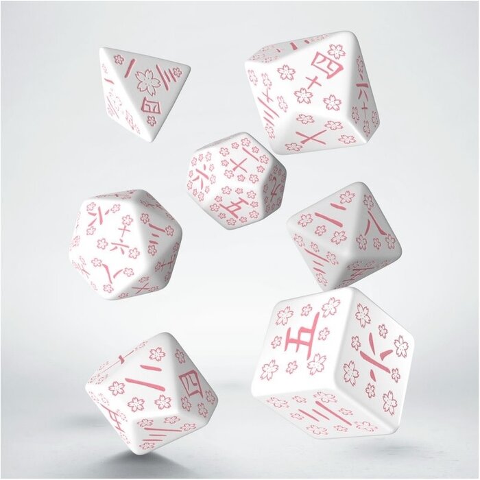 Q-Workshop 7-Piece Dice Set Japanese Cherry Blossom Petals