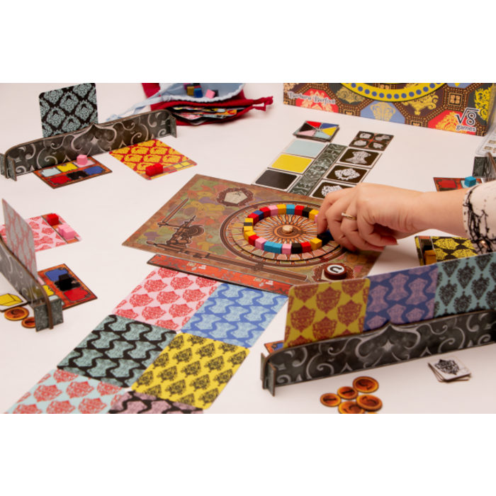 Misc Board Games Damask