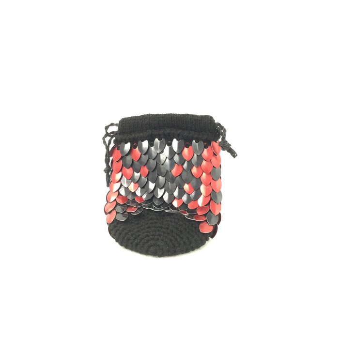 Perfectly Chaotic Designs Knitted Scalemail Dice Bag
