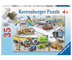 Ravensburger 35 pcs - Busy Airport