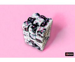 Chessex 36d6 Dice Block (12mm): Menagerie 11 -