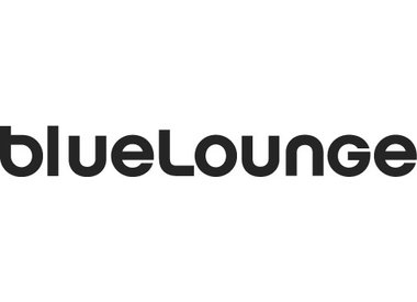 BLUE LOUNGE