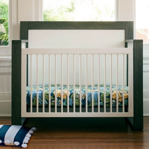 MILK STREET Floor Sample Milk Street True Convertible Crib Mud / Snow MILK STREET Floor Sample Milk Street True Convertible Crib Mud / Snow