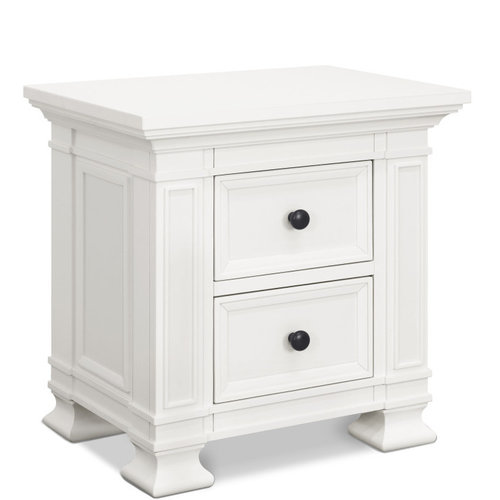 FRANKLIN & BEN Franklin & Ben Tillen Classic Nightstand In Warm White FRANKLIN & BEN Franklin & Ben Tillen Classic Nightstand In Warm White