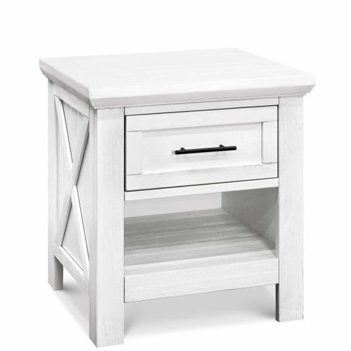 FRANKLIN & BEN Franklin & Ben Emory Farmhouse Nightstand in Linen White FRANKLIN & BEN Franklin & Ben Emory Farmhouse Nightstand in Linen White