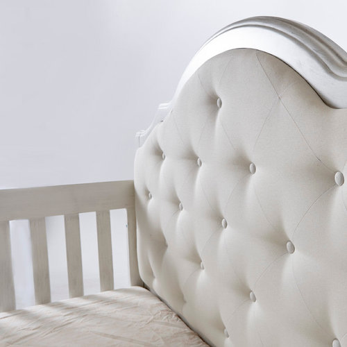PALI Pali Cristallo Forever Crib in Vintage White with Beige Fabric PALI Pali Cristallo Forever Crib in Vintage White with Beige Fabric