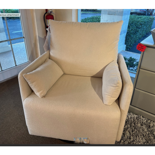 Ollie Chair and-a-half 40% OFF Ollie Chair and-a-half 40% OFF
