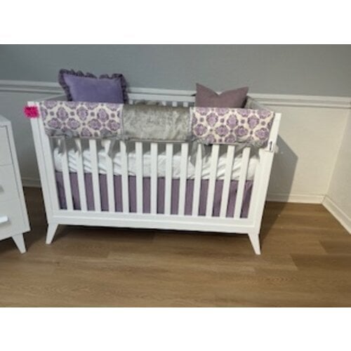 Donatello Classic Crib White Floor Sample 40% OFF Donatello Classic Crib White Floor Sample 40% OFF