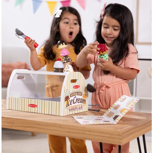 Melissa & Doug  Scoop & Serve Ice Cream Counter