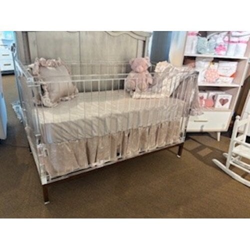LUMA ACRYLIC CRIB Floor Sample 40% OFF