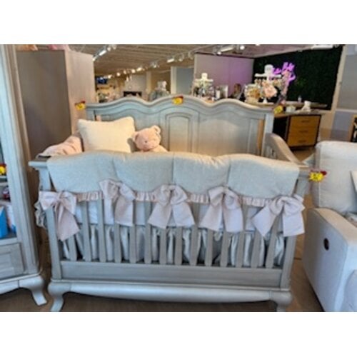 Cleopatra Convertible Crib Stardust Floor Sample 50% Off