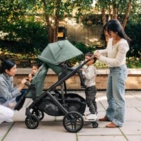 Does the UPPAbaby Travel Stroller Adapt Well to Multi-Child Families?  