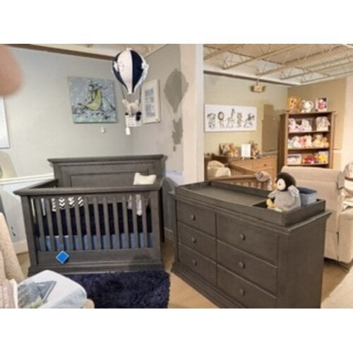 PALI Modena Crib, Dresser and Changing Tray Granite Floor Sample 50% OFF