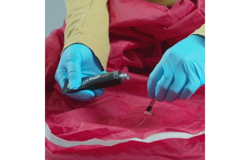 Seam Grip WP Waterproof Sealant & Adhesive 1 oz