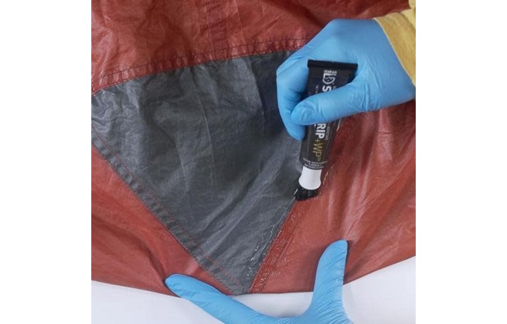 Seam Grip WP Waterproof Sealant & Adhesive 1 oz