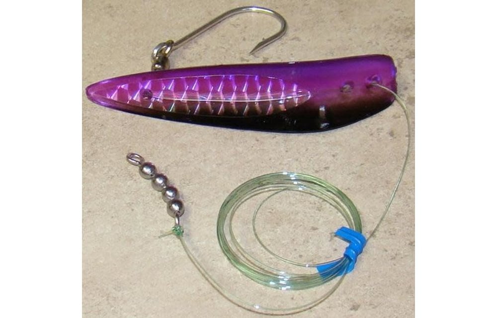 HOTSPOT APEX LURE 5.5" BLACK/PURPLE