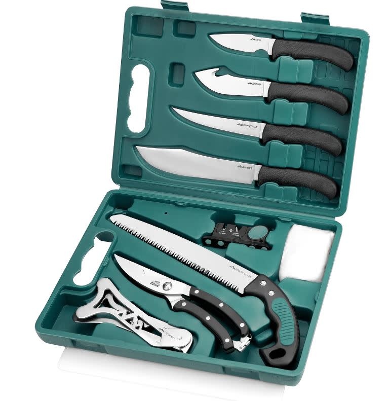 https://cdn.shoplightspeed.com/shops/622160/files/52584660/outdoor-edge-cutlery-corp-game-pro-11-pc-knife-set.jpg