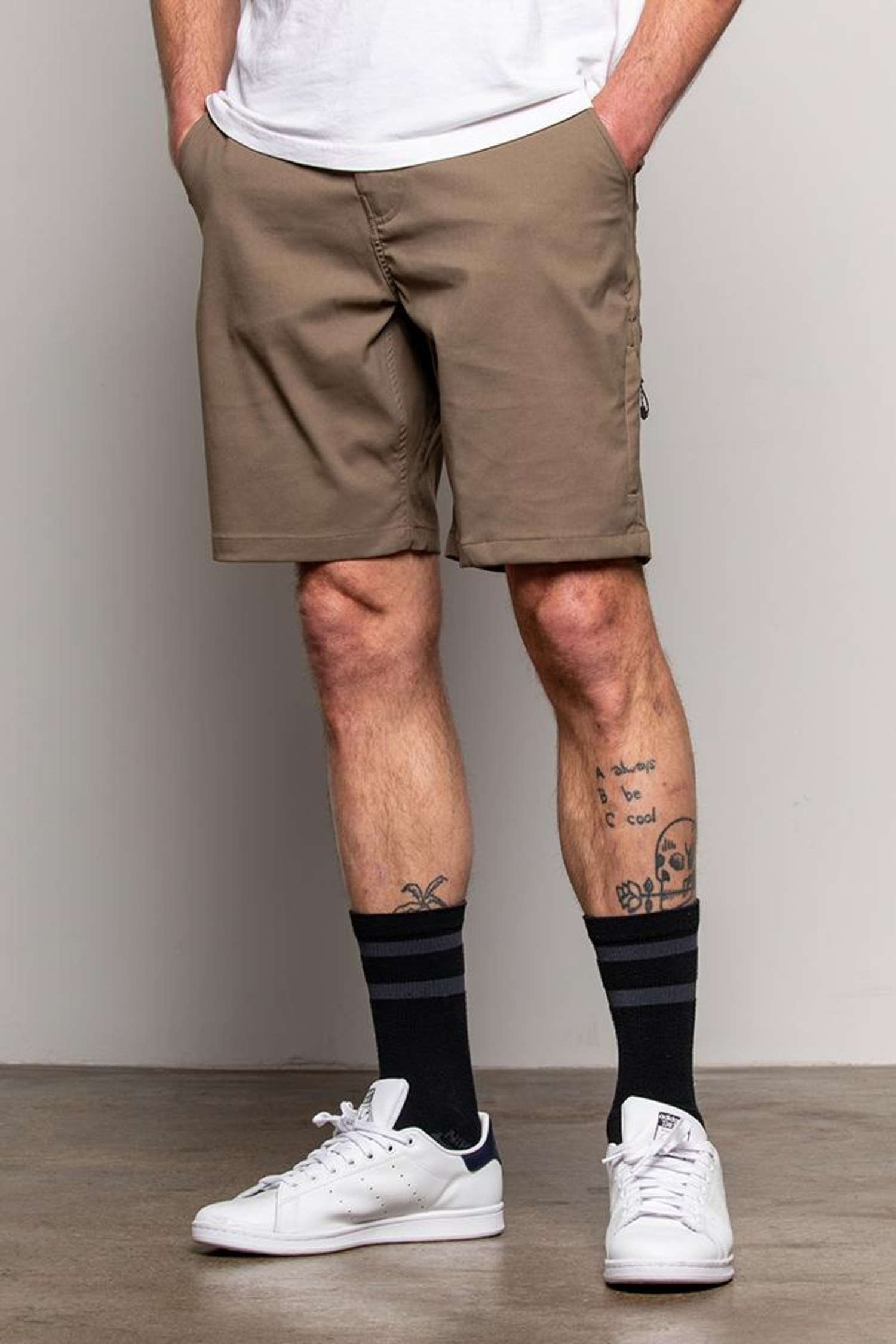 Everywhere Slim Hybrid Short - Tobacco 