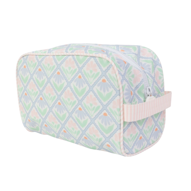 Apple of My Isla Apple of My Isla The Dopp Kit - Pastel Floral